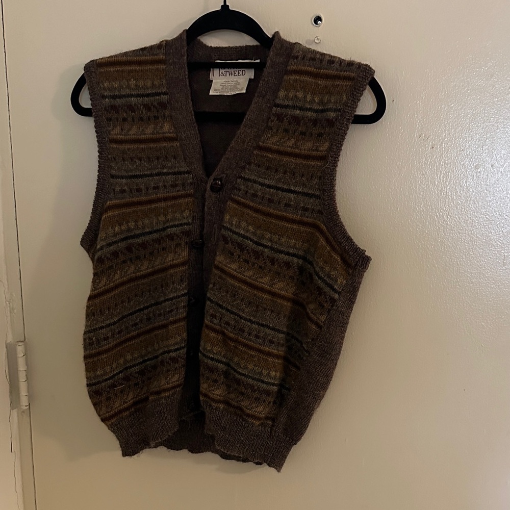 Vintage 100% Wool Men’s Vest with Leather Buttons Collegiate, Academia, Grandpa